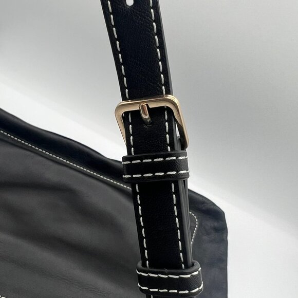 Agnes B. Black Leather Crossbody Tote Bag with Contrast Stitching - Picture 6 of 9